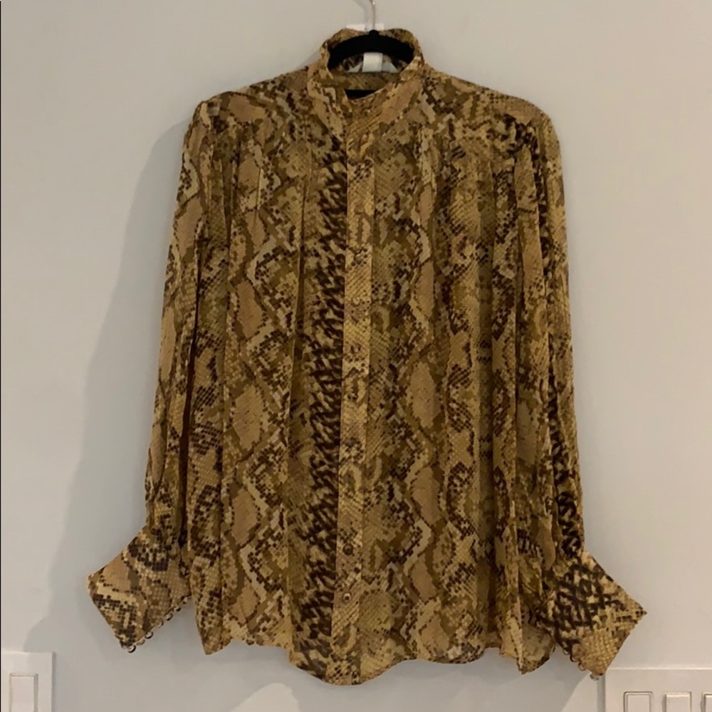 NWT button up blouse